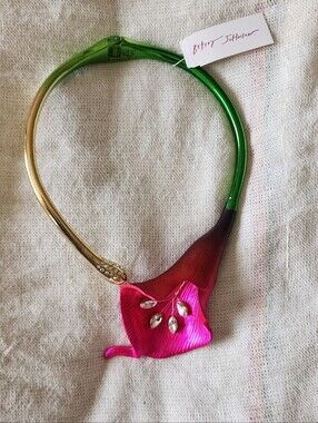 NWT Betsey Johnson Calla Lily Enamel Crystal Collar Necklace Pink Green Gold